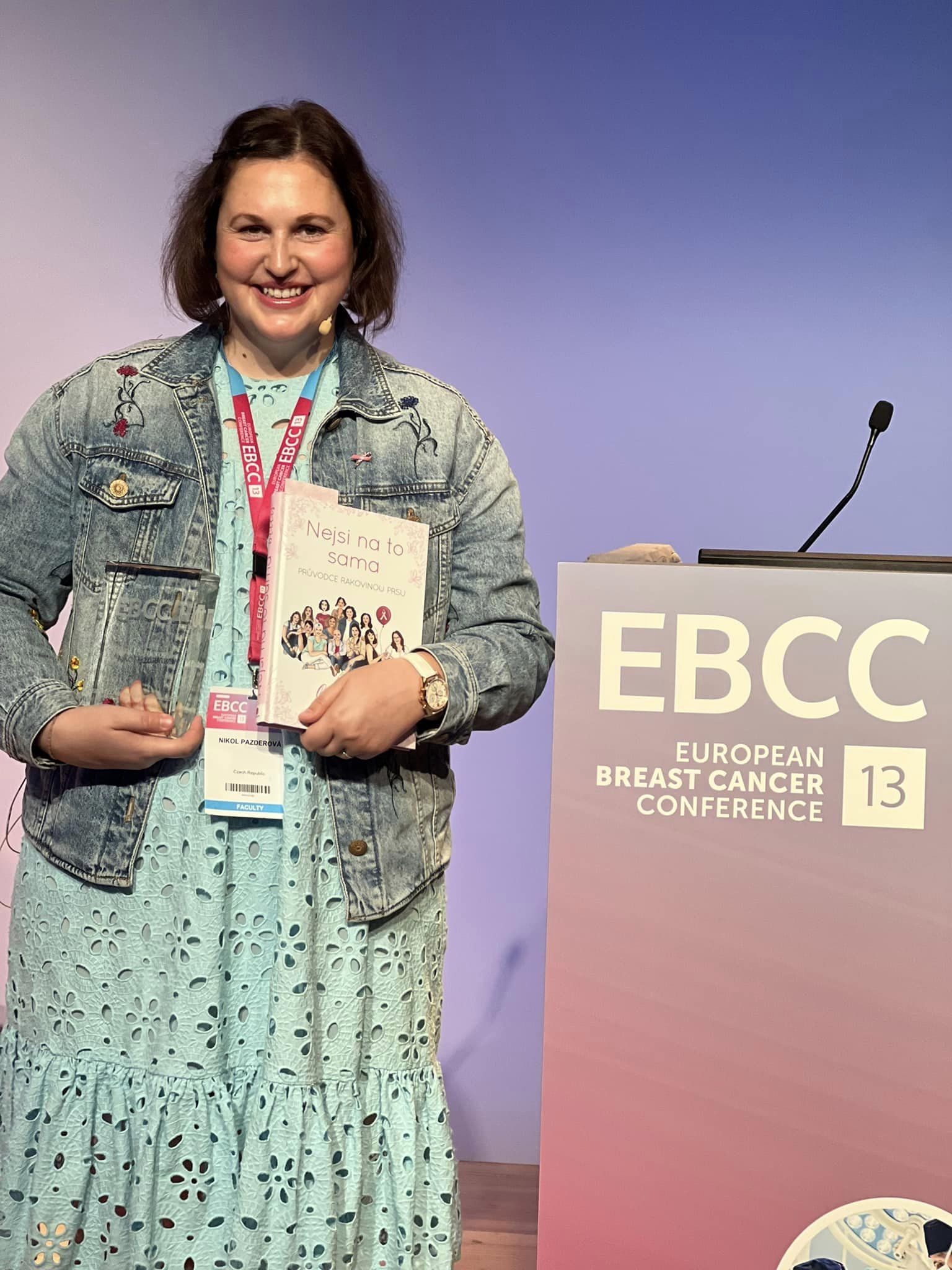 Ocenění  “Eurepean Breast Cancer Arts And Humanities Award” pro knihu Nejsi na to sama – Průvodce rakovinou prsu