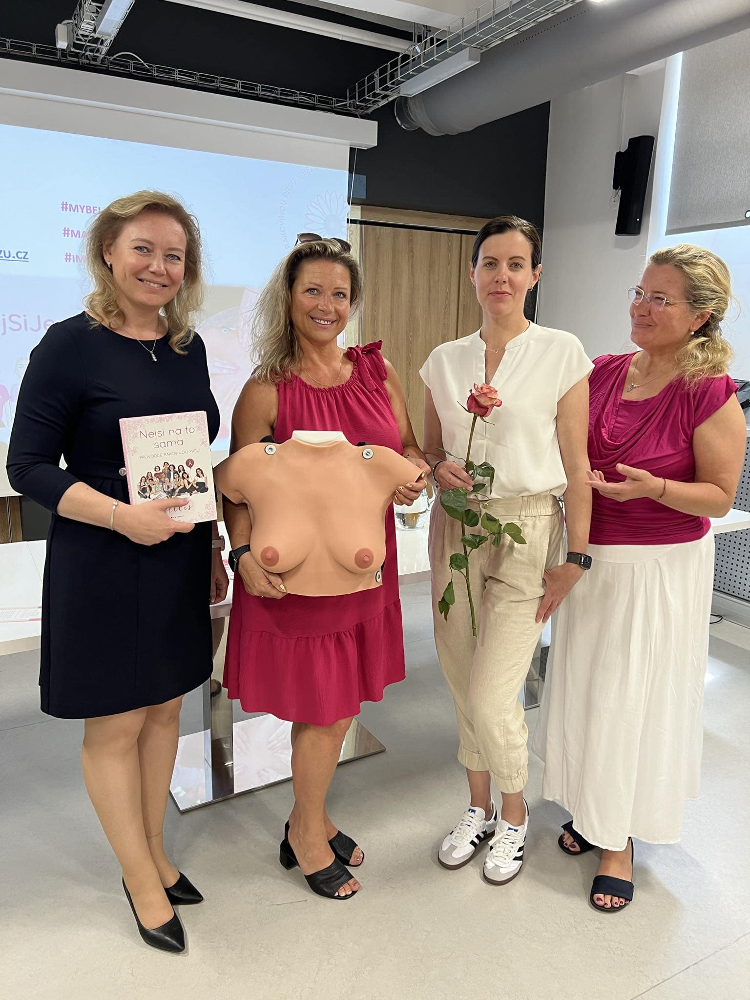 Přednáška samovyšetření prsu & prevence rakoviny na Krajském úřadě v Pardubicích