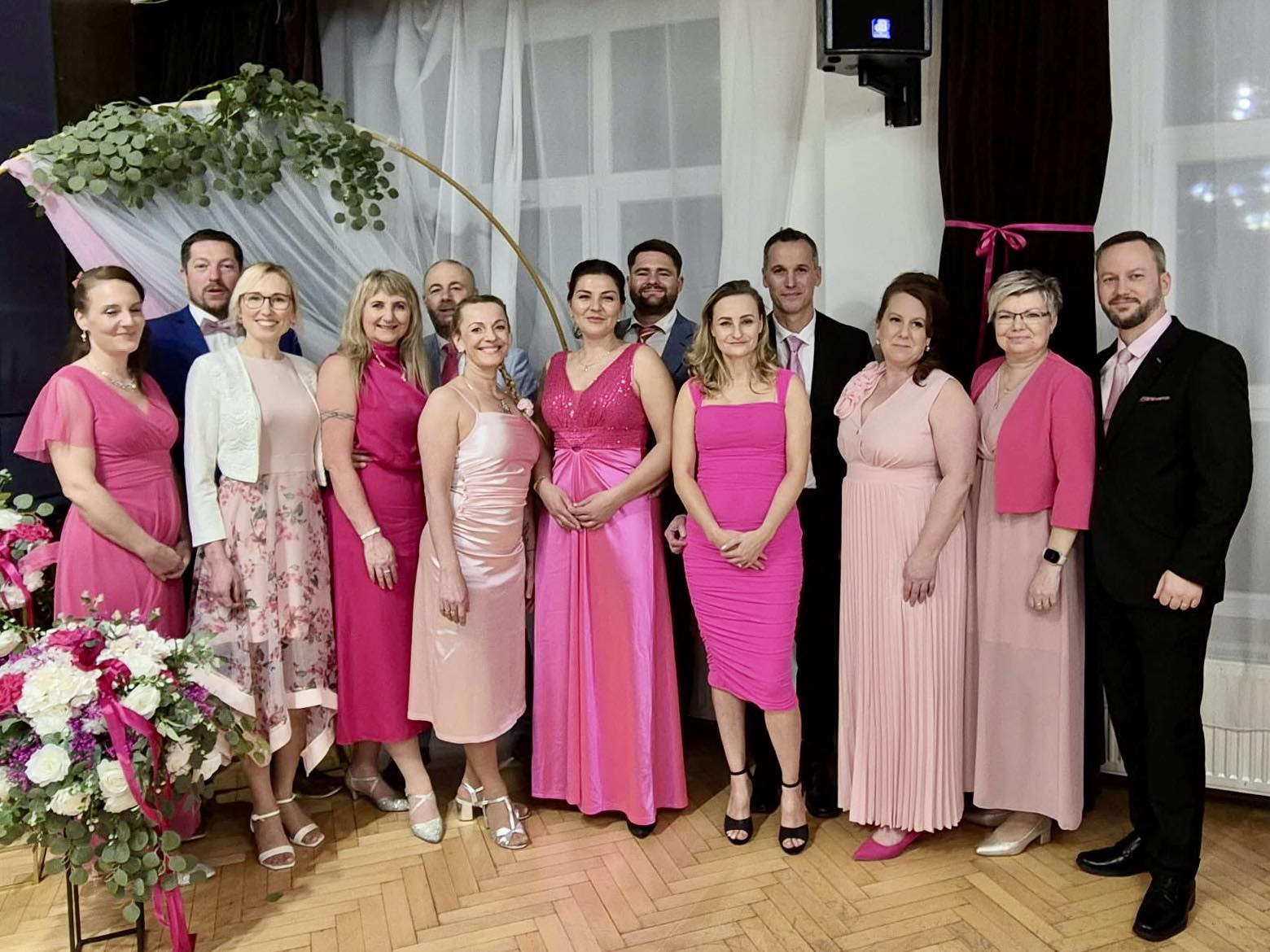 Bellis na růžovém plese Taneční školy Libora Šrámka v&nbsp;Přerově